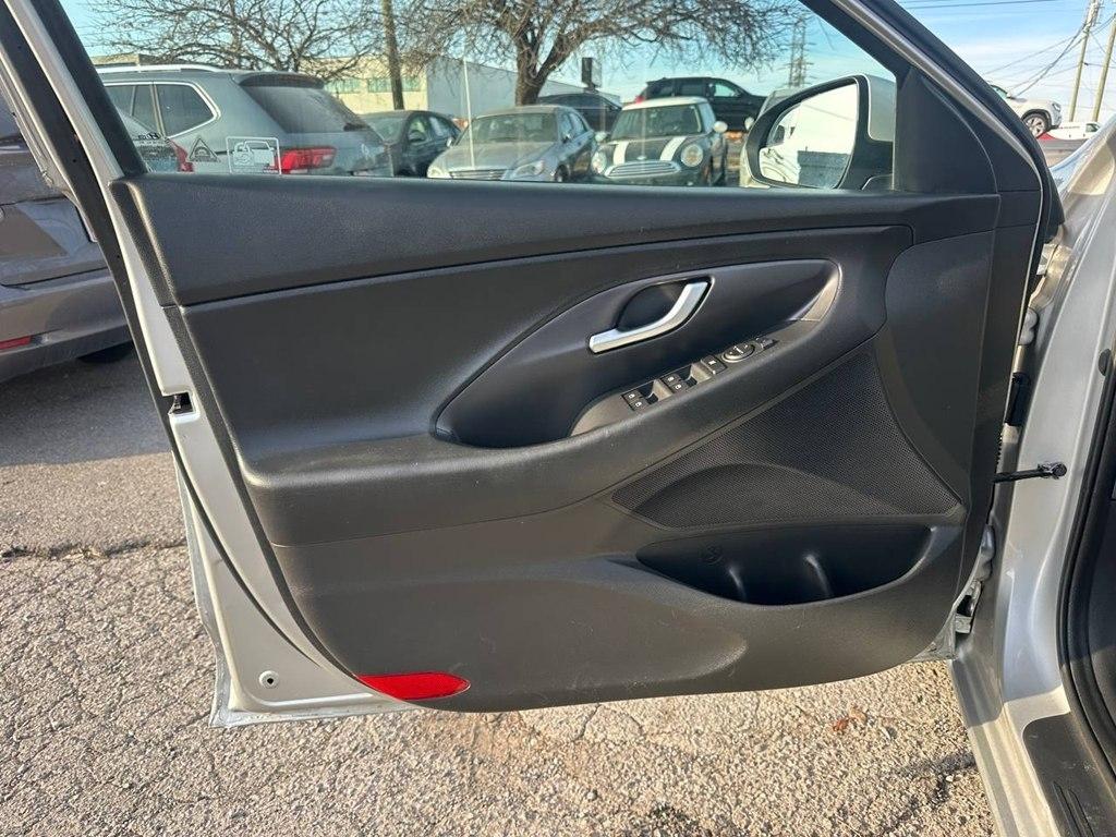 Hyundai Elantra GT Auto 2018