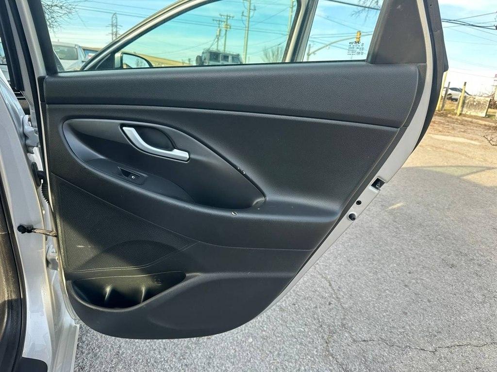 Hyundai Elantra GT Auto 2018