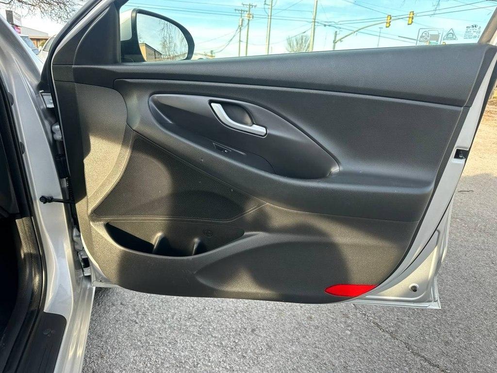 Hyundai Elantra GT Auto 2018