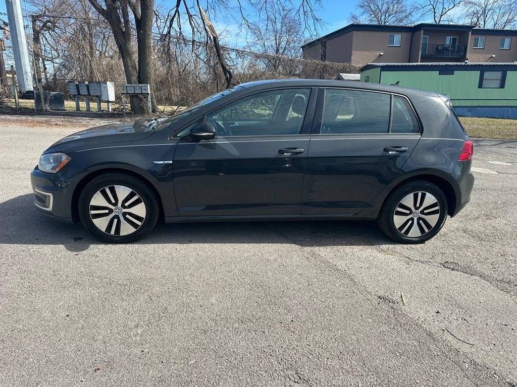 Volkswagen e-Golf 4dr HB SE 2016