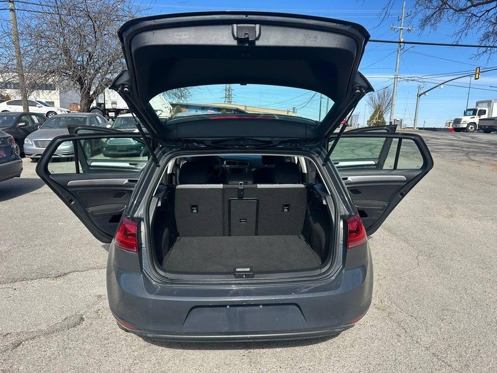 Volkswagen e-Golf 4dr HB SE 2016