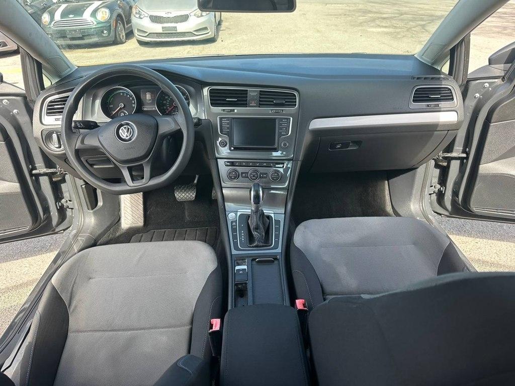 Volkswagen e-Golf 4dr HB SE 2016
