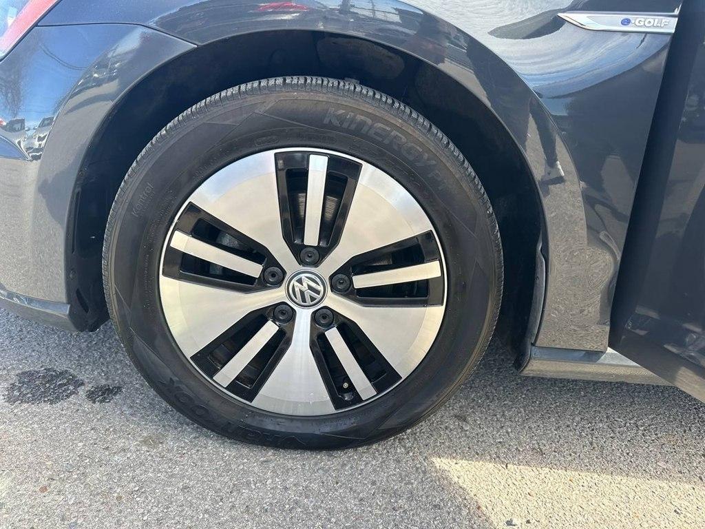 Volkswagen e-Golf 4dr HB SE 2016