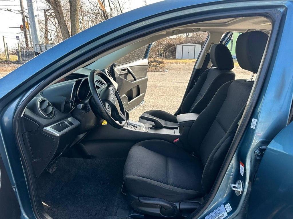 Mazda MAZDA3 4dr Sdn Auto i Touring 2010