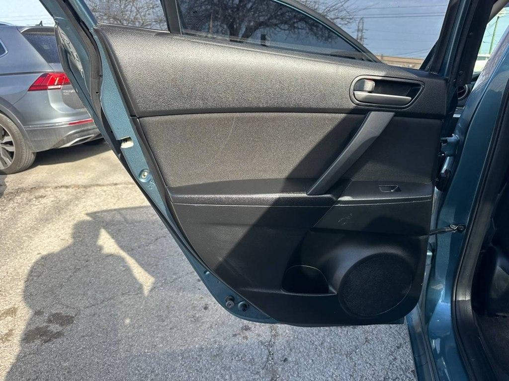 Mazda MAZDA3 4dr Sdn Auto i Touring 2010