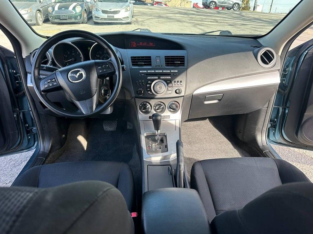 Mazda MAZDA3 4dr Sdn Auto i Touring 2010