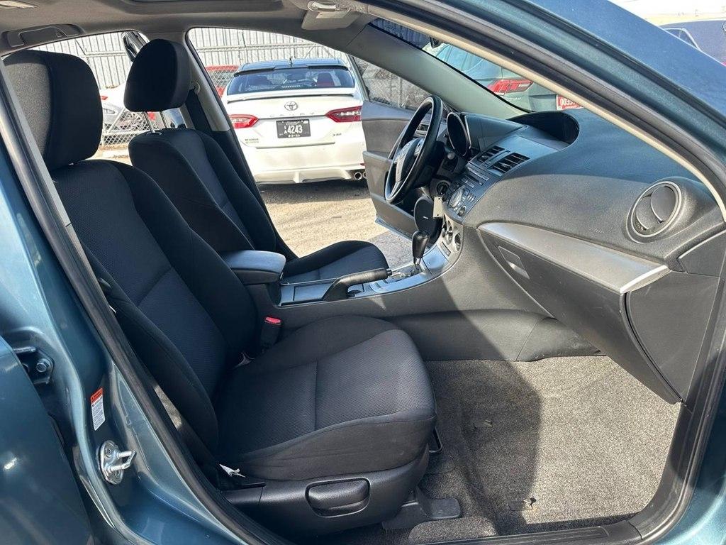 Mazda MAZDA3 4dr Sdn Auto i Touring 2010