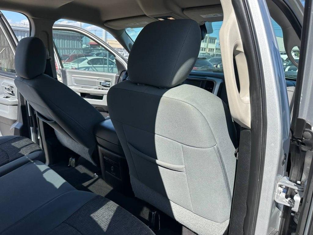 RAM 1500 2WD Quad Cab 140.5" Big Horn 2015