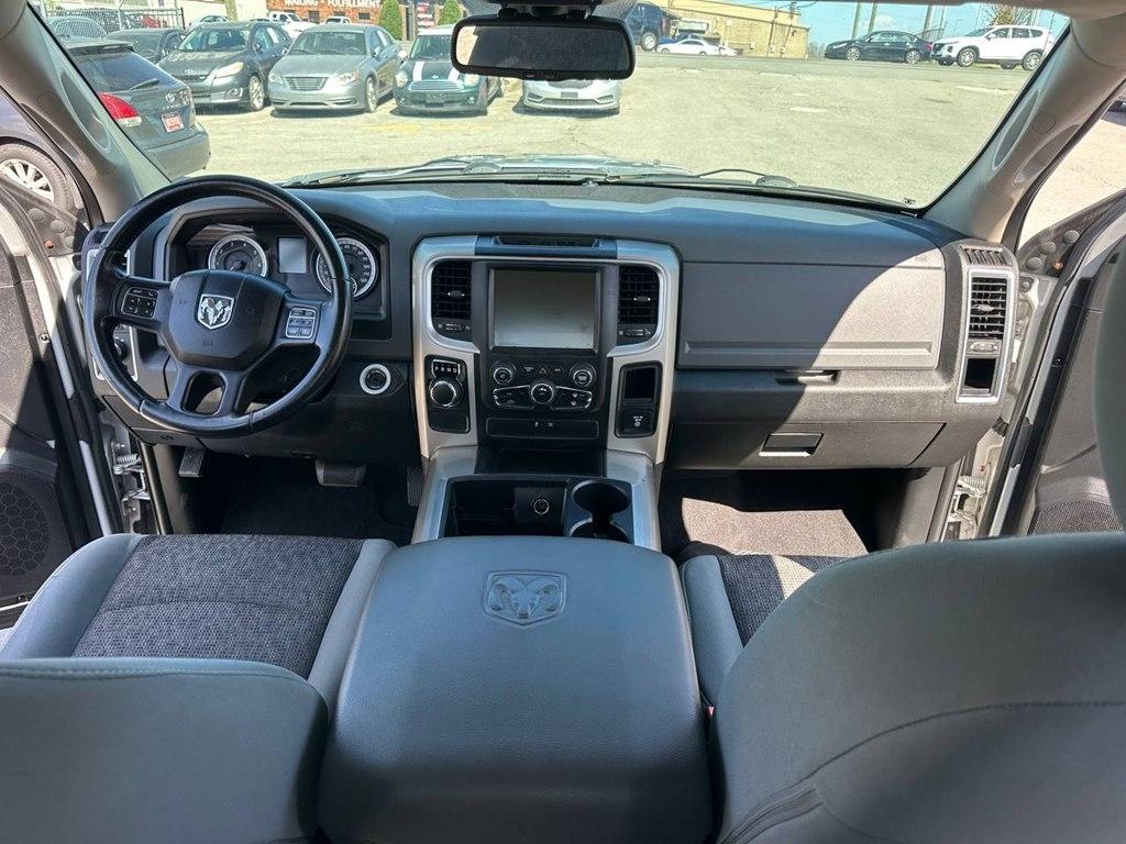 RAM 1500 2WD Quad Cab 140.5" Big Horn 2015