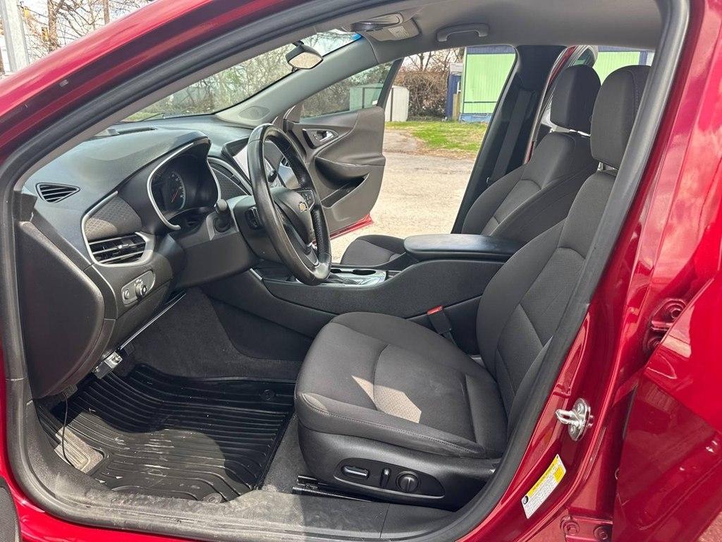 Chevrolet Malibu 4dr Sdn RS w/1SP 2019