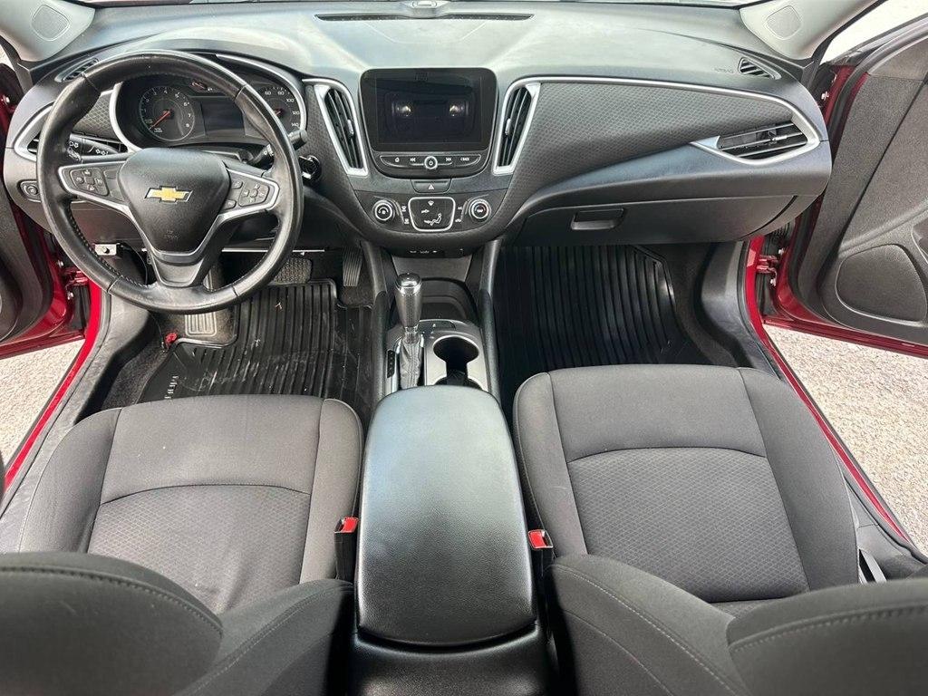 Chevrolet Malibu 4dr Sdn RS w/1SP 2019