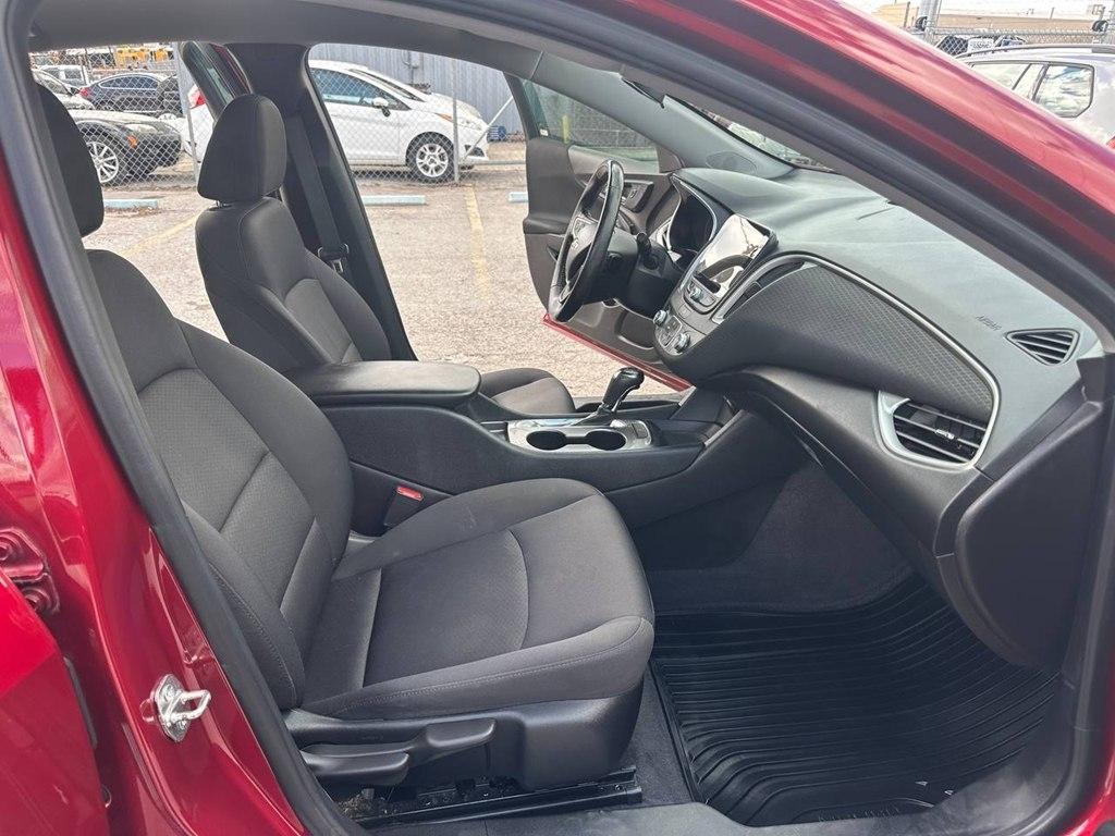 Chevrolet Malibu 4dr Sdn RS w/1SP 2019