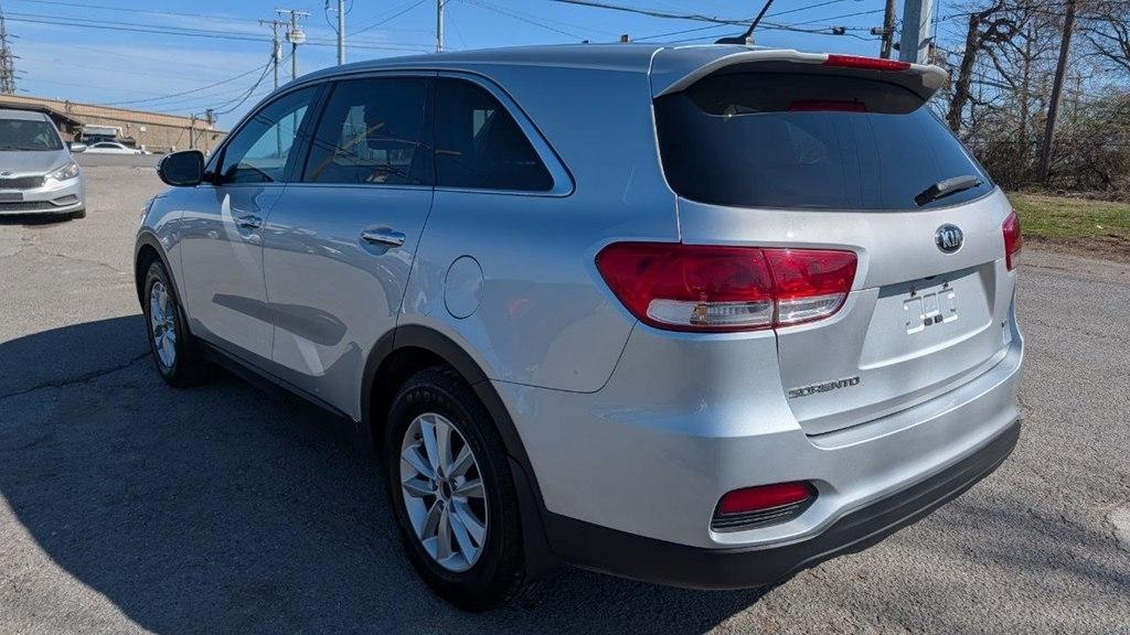 Kia Sorento L FWD 2019