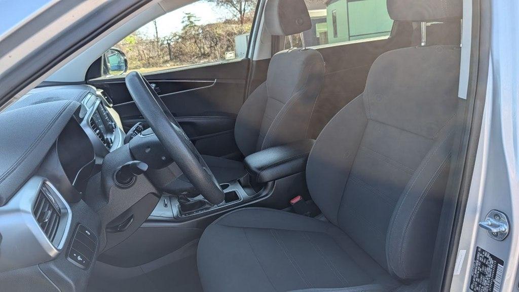 Kia Sorento L FWD 2019