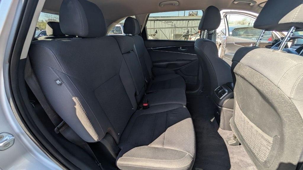 Kia Sorento L FWD 2019