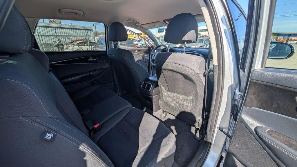 Kia Sorento L FWD 2019