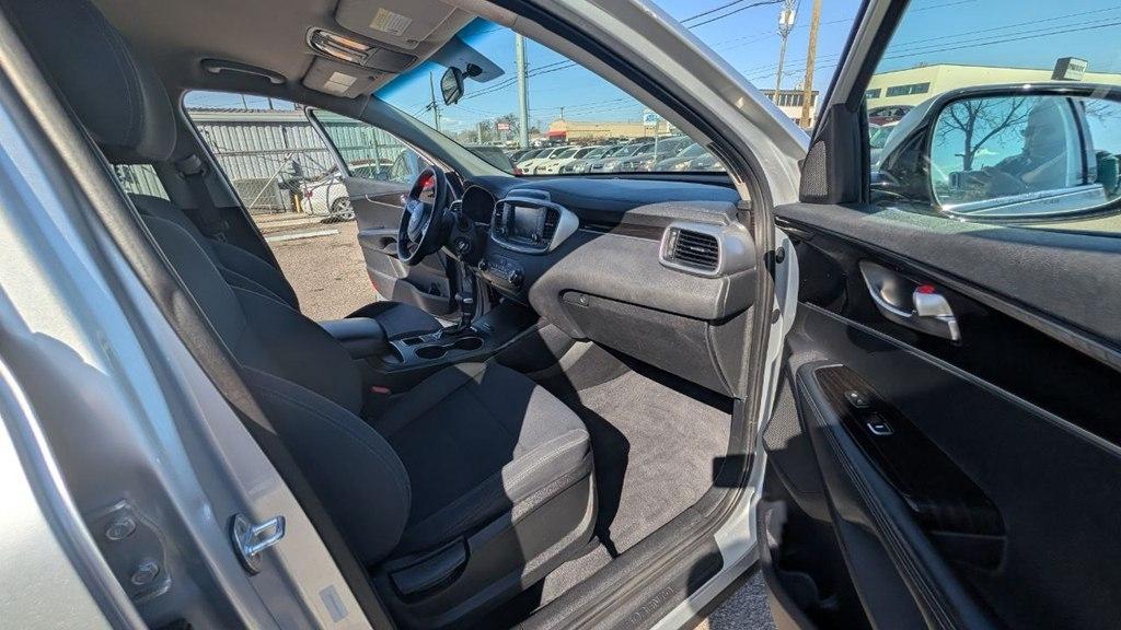 Kia Sorento L FWD 2019