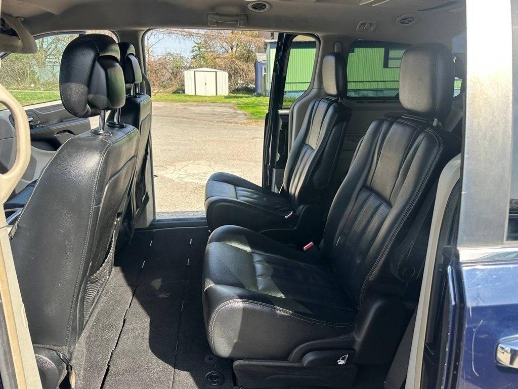 Chrysler Town & Country 4dr Wgn Touring-L 2014