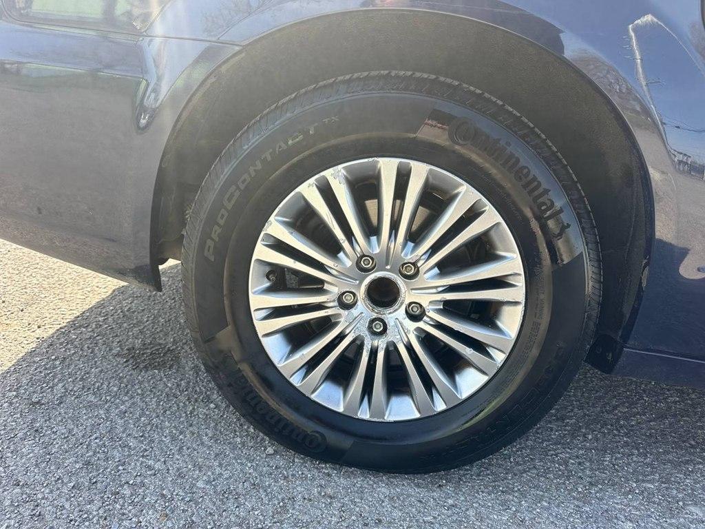 Chrysler Town & Country 4dr Wgn Touring-L 2014