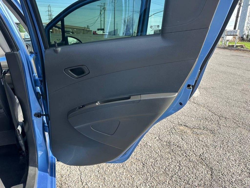 Chevrolet Spark 5dr HB CVT LT w/1LT 2015