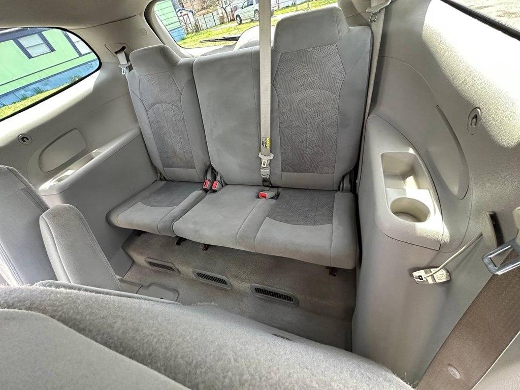 Buick Enclave FWD 4dr Convenience 2017