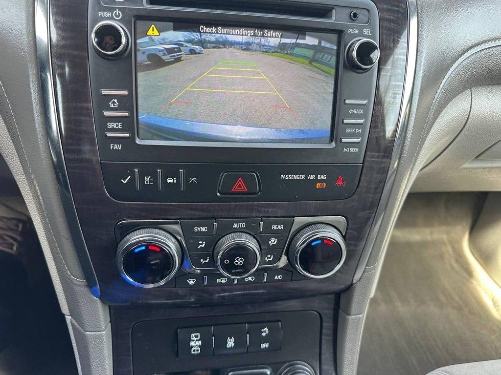 Buick Enclave FWD 4dr Convenience 2017