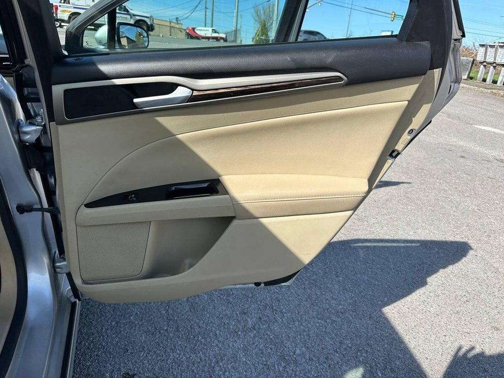 Ford Fusion 4dr Sdn SE FWD 2013