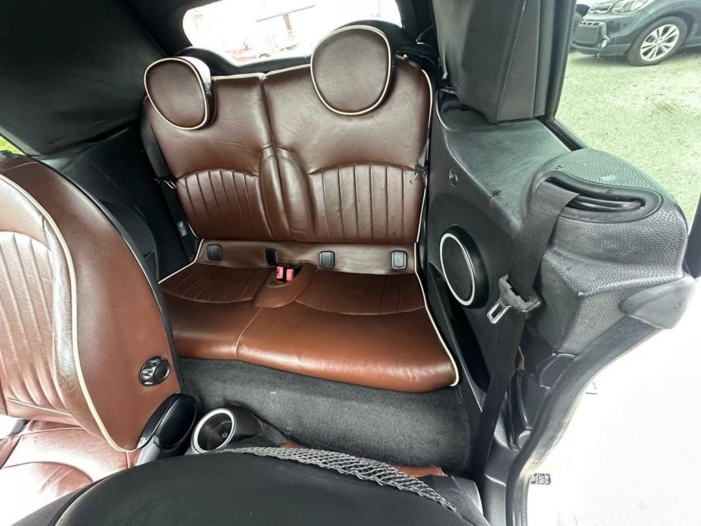 MINI Cooper Convertible 2dr 2009