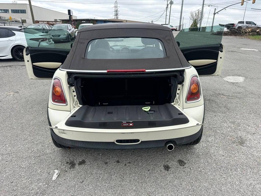 MINI Cooper Convertible 2dr 2009