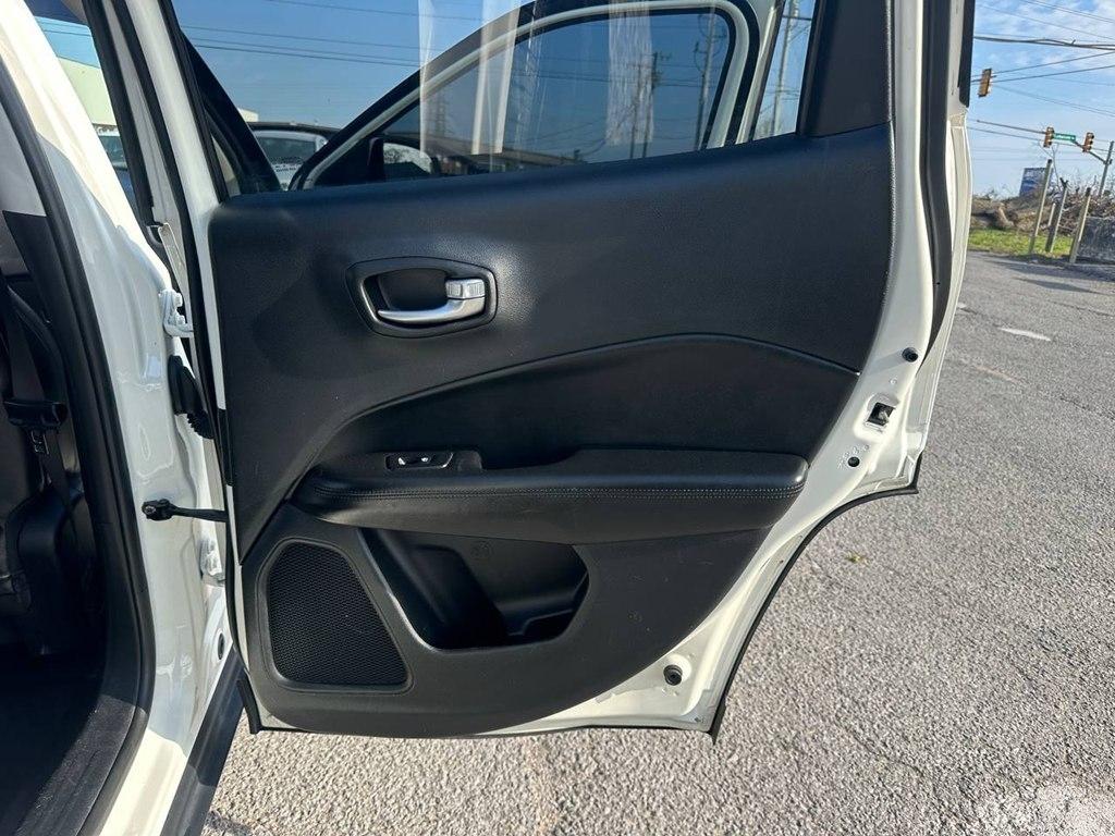 Jeep Compass Altitude FWD 2019