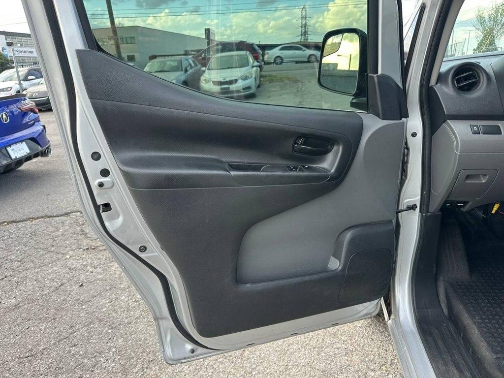 Chevrolet City Express Cargo Van FWD 115" LS 2015