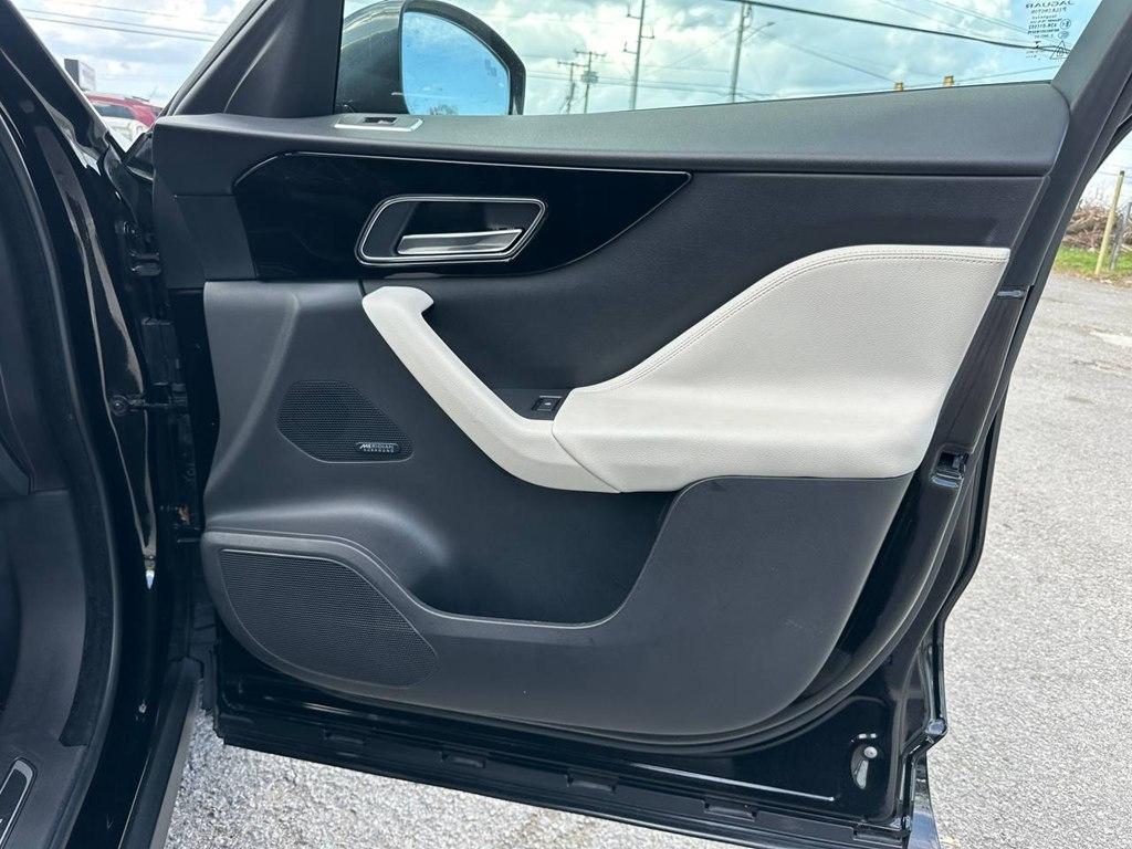 Jaguar F-Pace 35t R-Sport AWD 2017