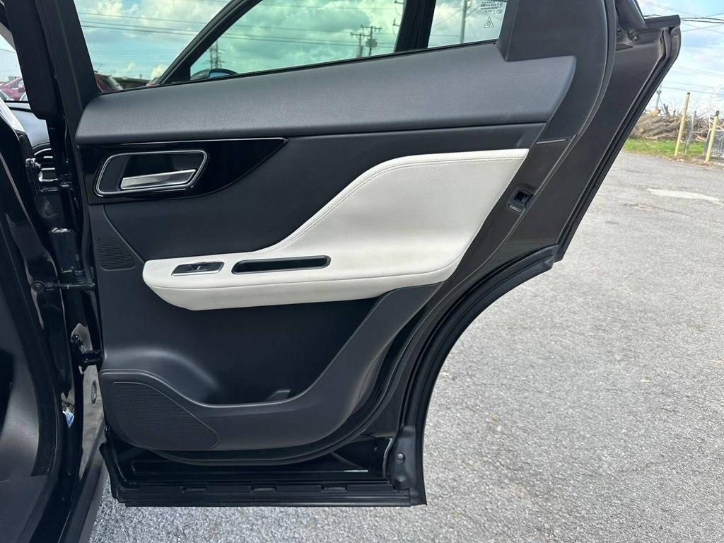 Jaguar F-Pace 35t R-Sport AWD 2017