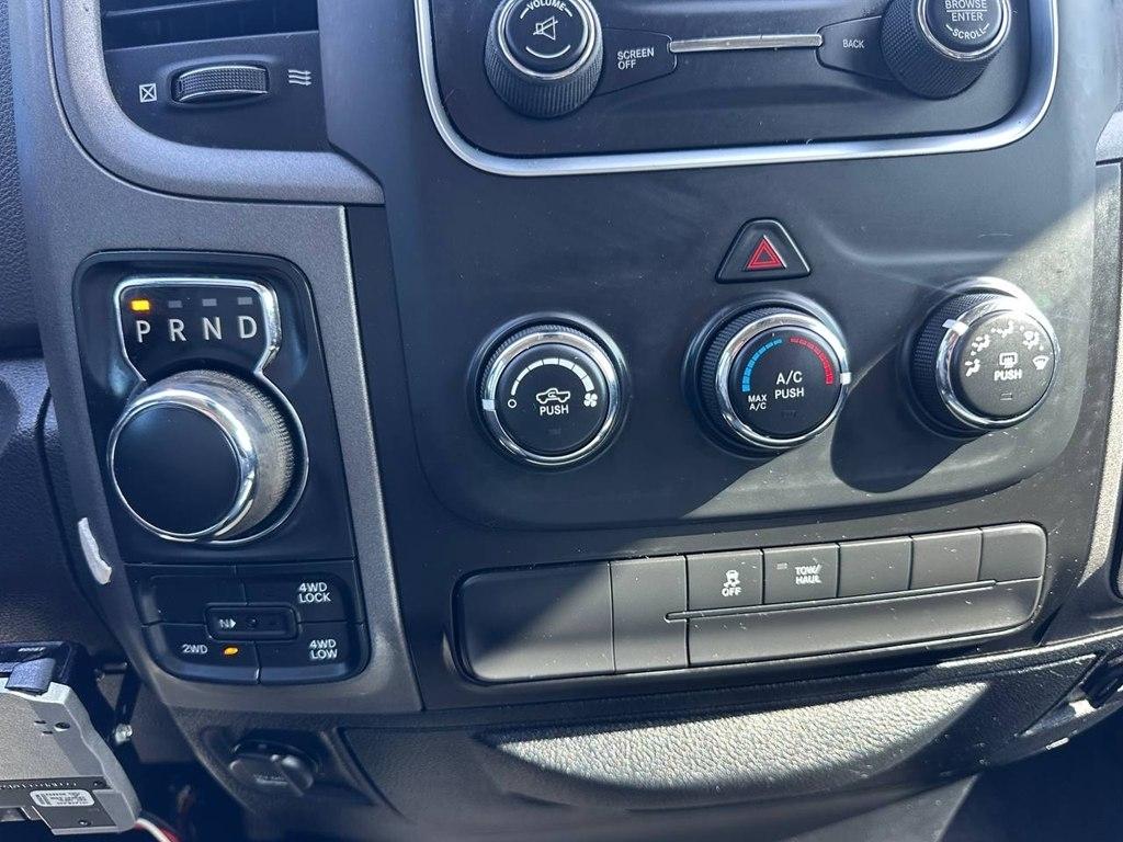 RAM 1500 Tradesman 4x4 Quad Cab 6'4" Box 2018