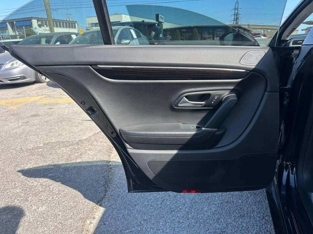 Volkswagen CC 2.0T Sport DSG PZEV 2017