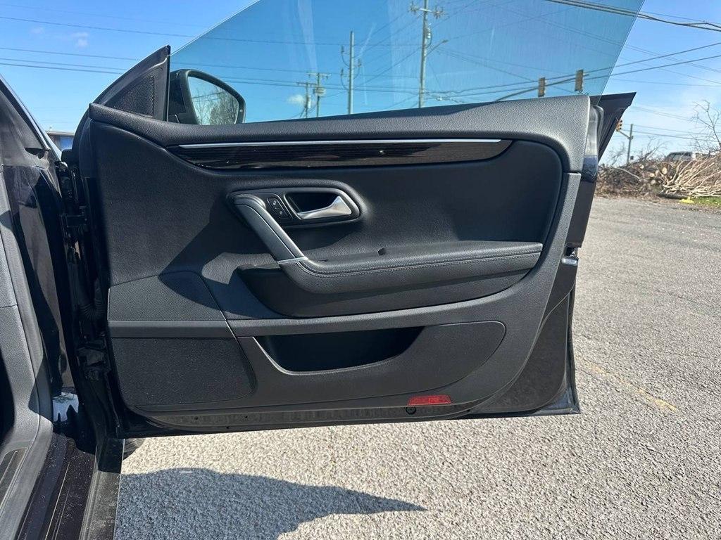 Volkswagen CC 2.0T Sport DSG PZEV 2017