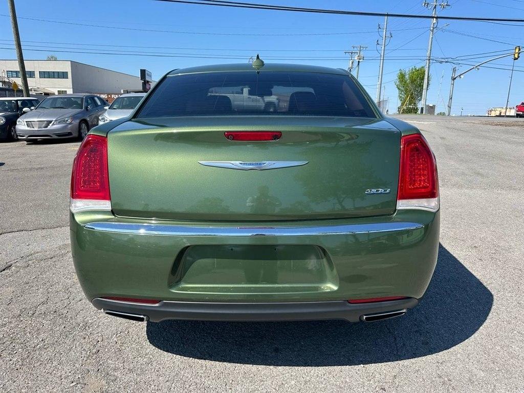 Chrysler 300 Touring L RWD 2018