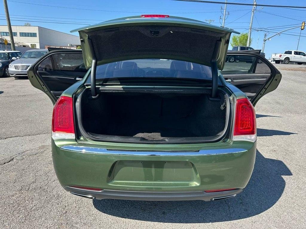 Chrysler 300 Touring L RWD 2018