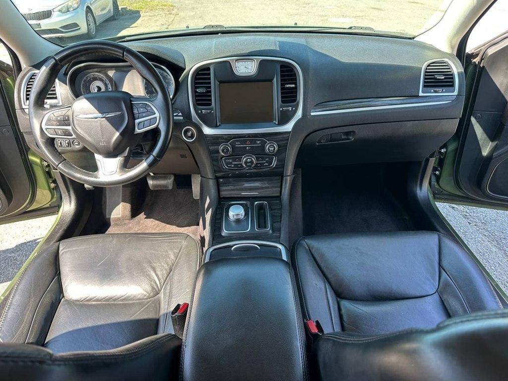 Chrysler 300 Touring L RWD 2018