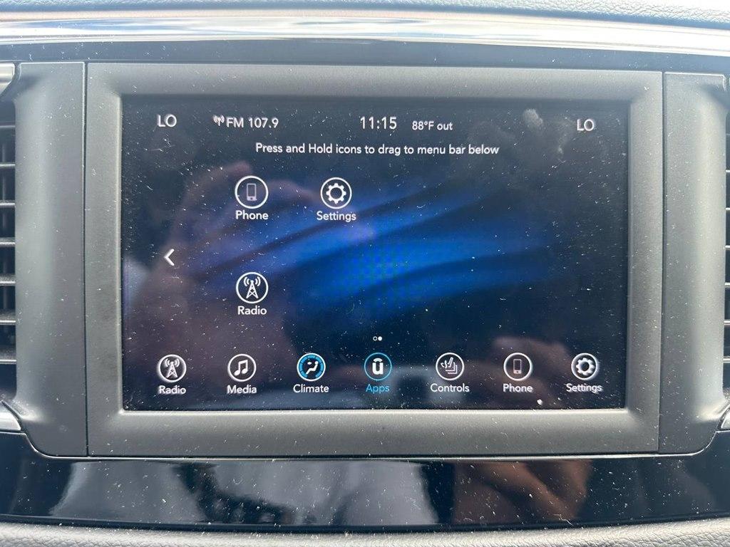 Chrysler Pacifica Touring L FWD 2019