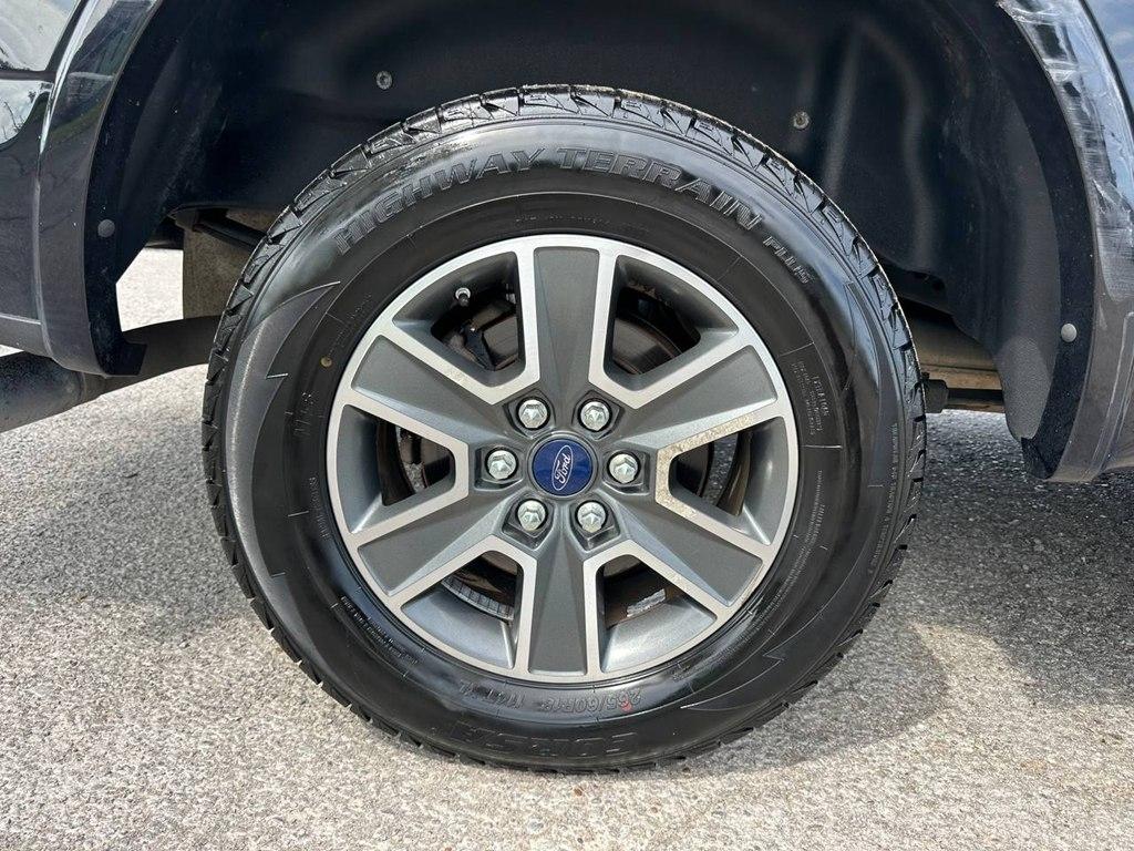 Ford F-150 2WD SuperCrew 157" Lariat 2016