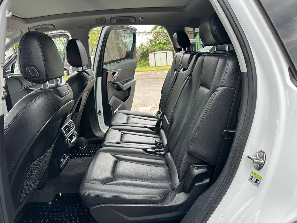 Audi Q7 SE Premium Plus 55 TFSI quattro 2019
