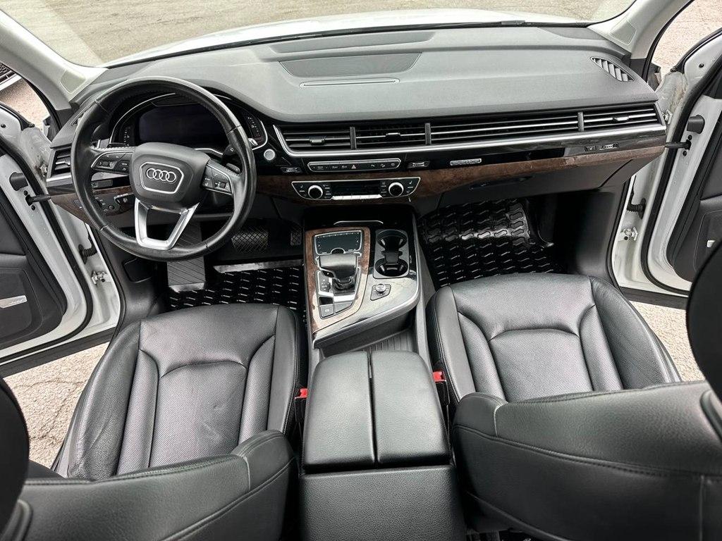 Audi Q7 SE Premium Plus 55 TFSI quattro 2019