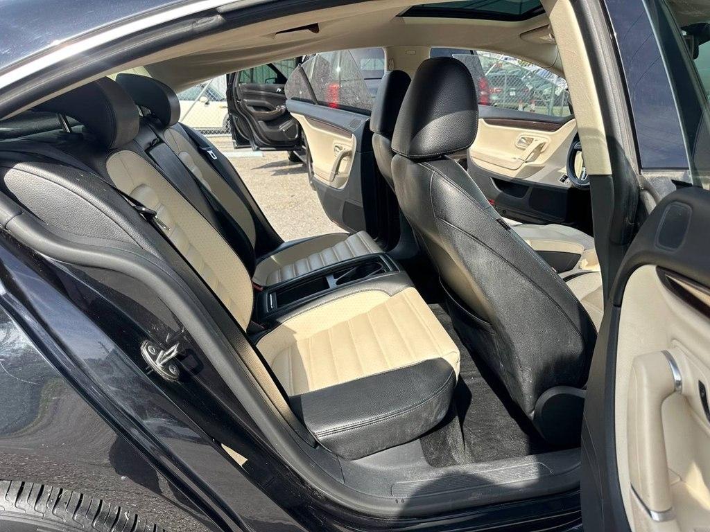 Volkswagen CC 4dr Sdn Lux 2012