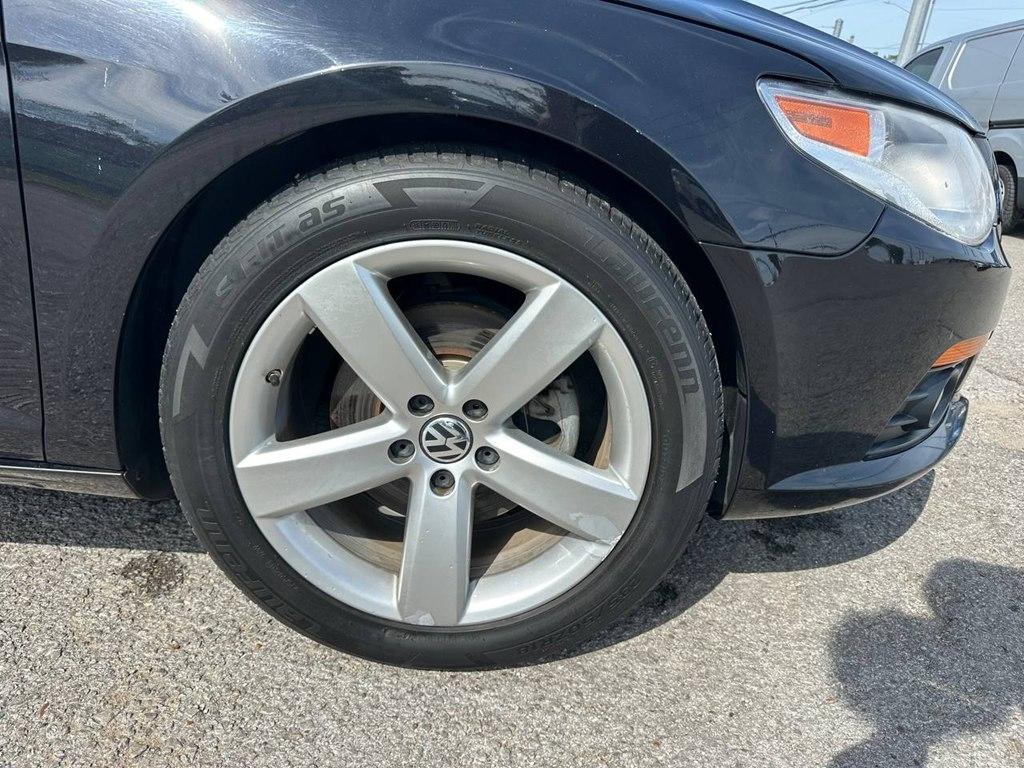 Volkswagen CC 4dr Sdn Lux 2012