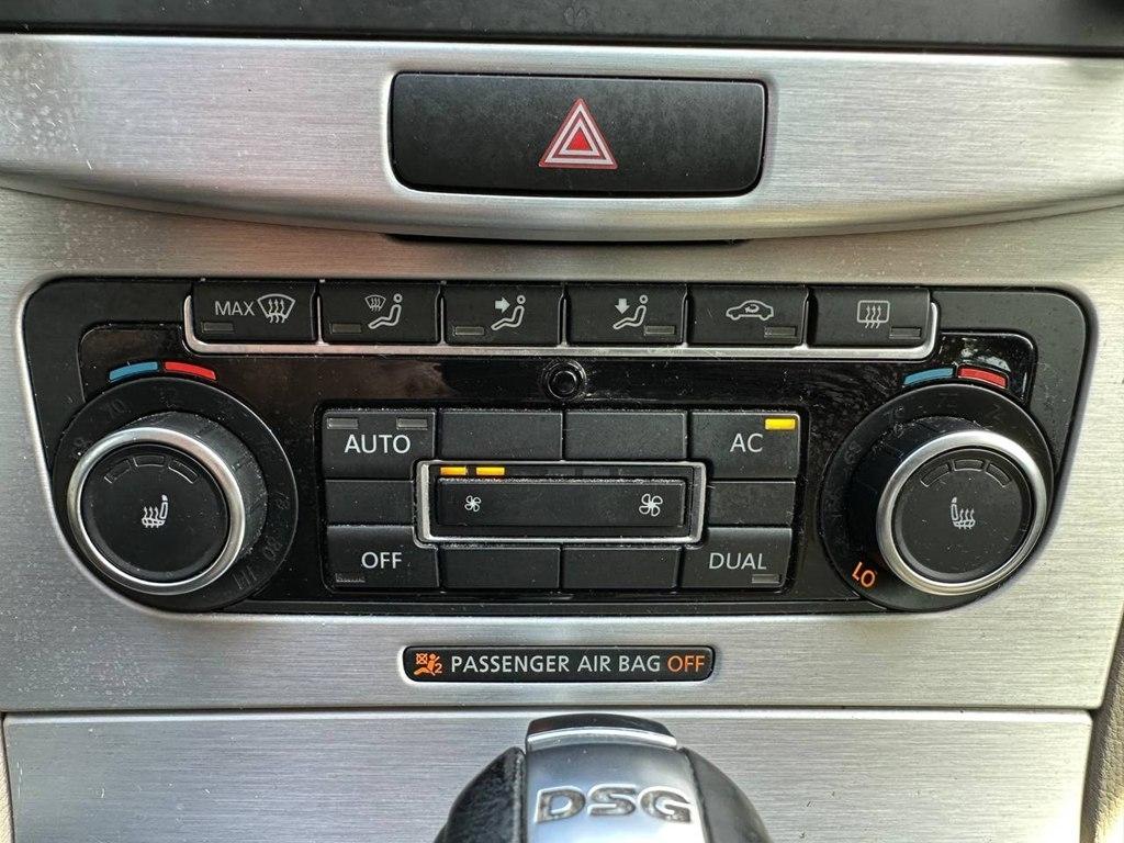 Volkswagen CC 4dr Sdn Lux 2012