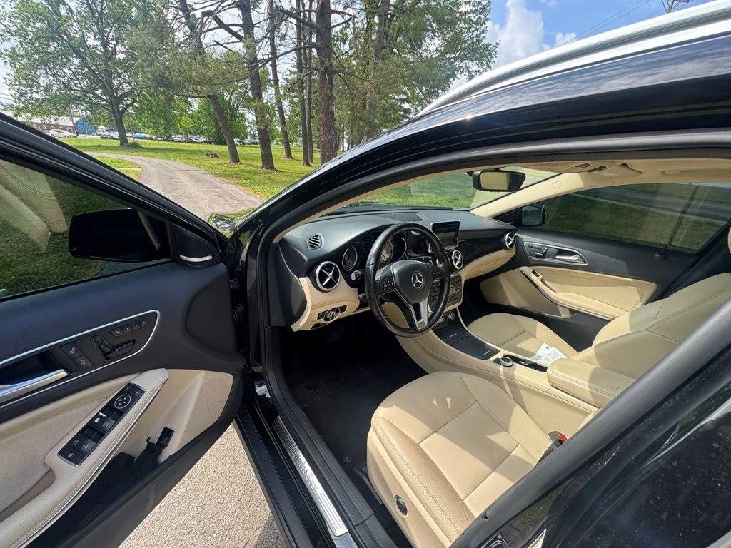 Mercedes-Benz GLA-Class FWD 4dr GLA 250 2015