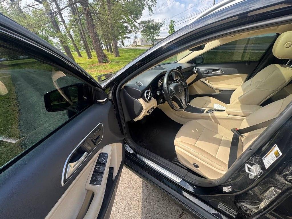 Mercedes-Benz GLA-Class FWD 4dr GLA 250 2015