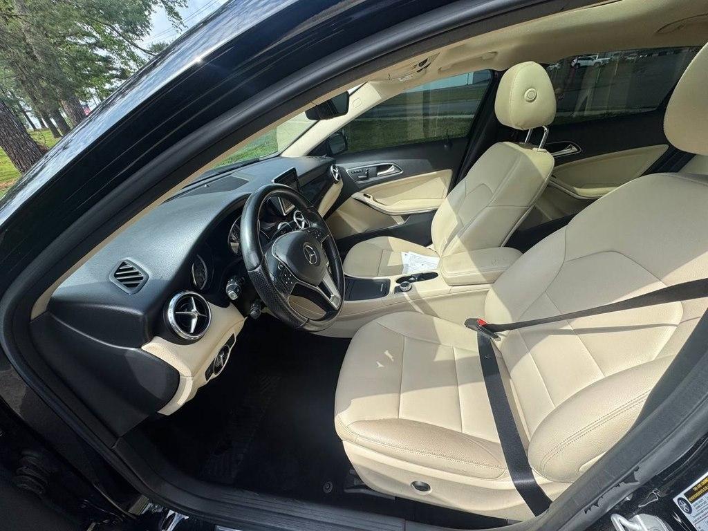 Mercedes-Benz GLA-Class FWD 4dr GLA 250 2015