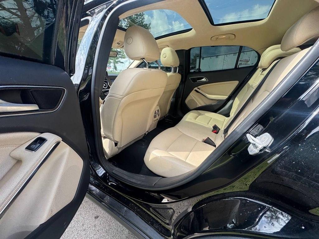 Mercedes-Benz GLA-Class FWD 4dr GLA 250 2015